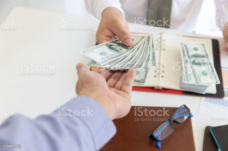 The UK Payday Loan Market: A Breakdown of the Customers